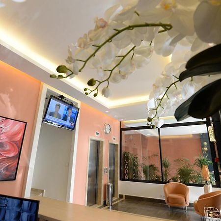 Nest 1 Hotel Beirut Esterno foto