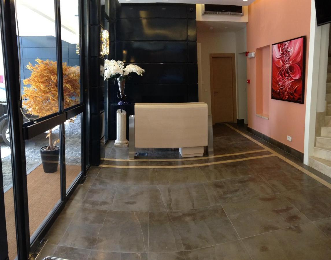 Nest 1 Hotel Beirut Esterno foto